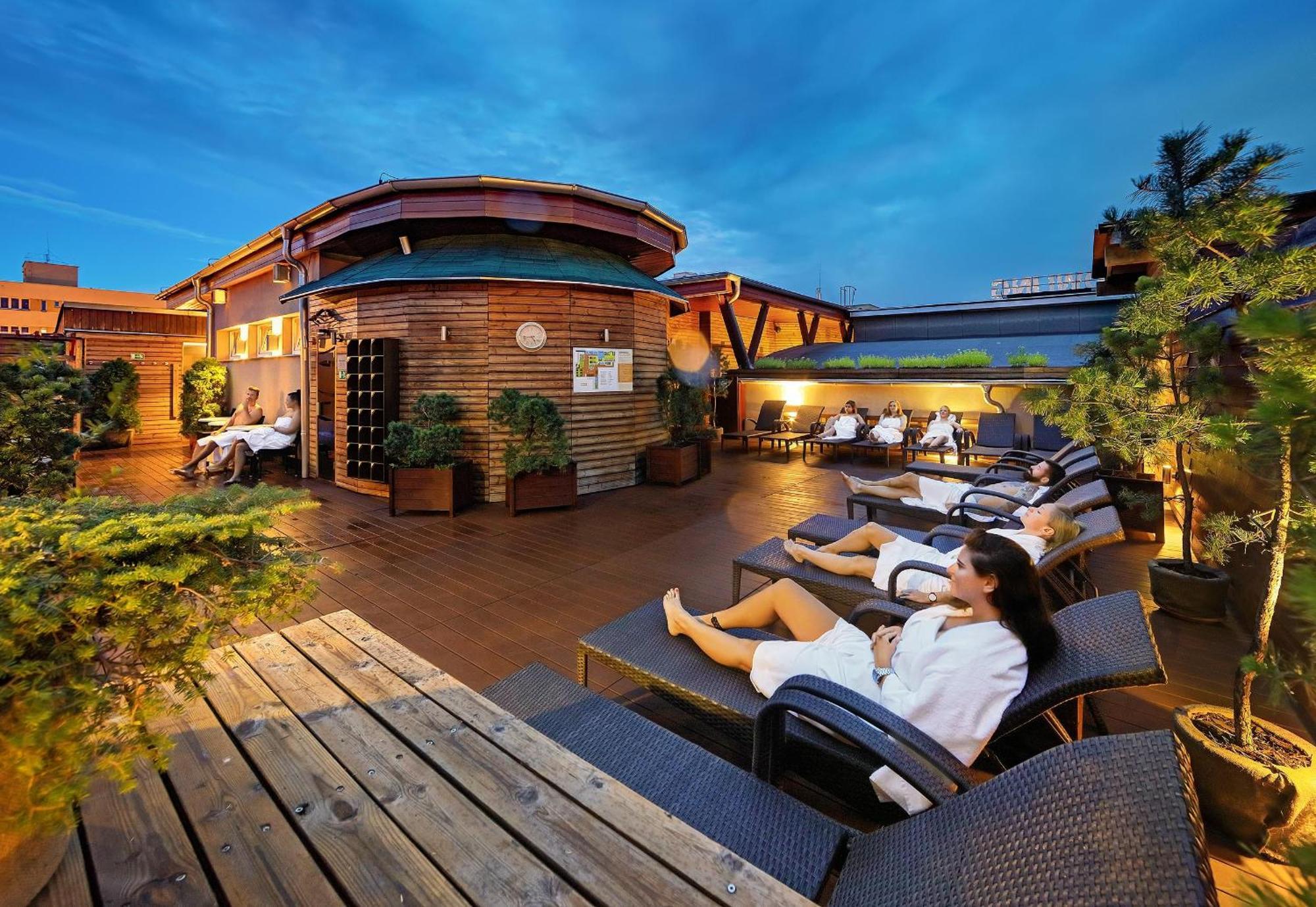 Wellness Step - Czech Leading 4* Praga